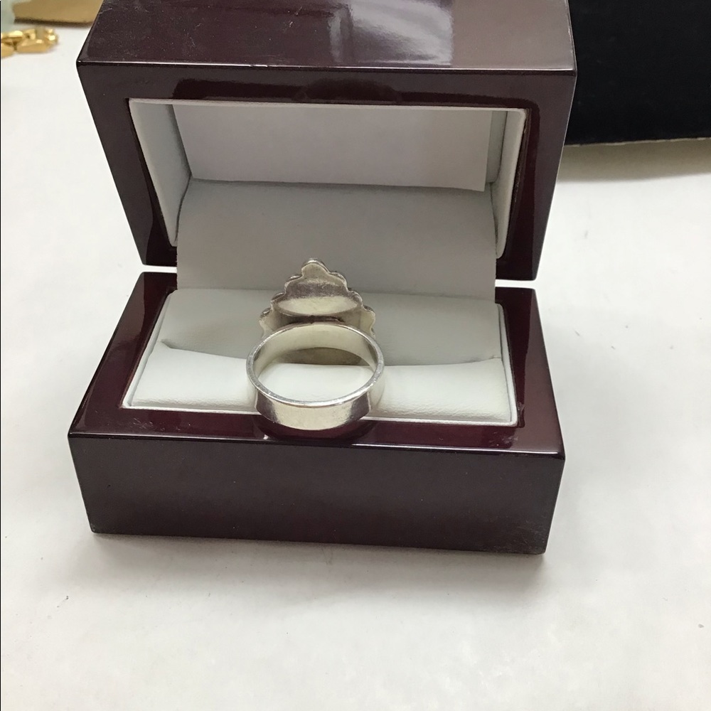 Silver ring - Picture 4 of 6